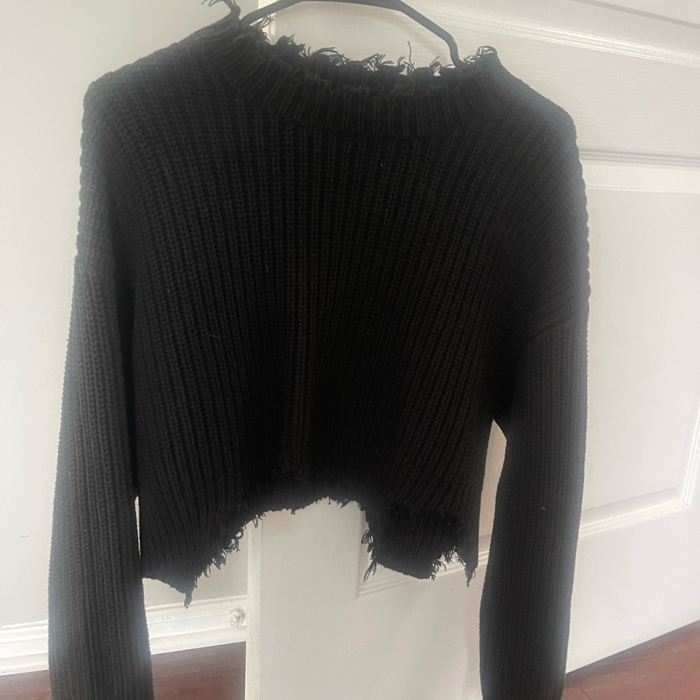 Black Crop  Distressed Knit Sweater Womens Size Medium